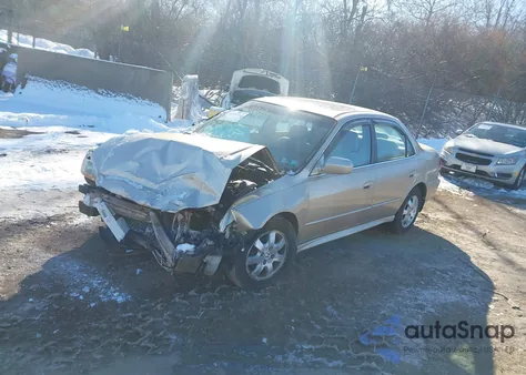 2001 Honda Accord 2.3 Ex z USA, uszkodzony, nr VIN 1HGCG66871A025774